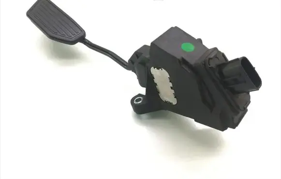Toyota Avensis T270 Accelerator throttle pedal 78110-02150 11652401353 150340