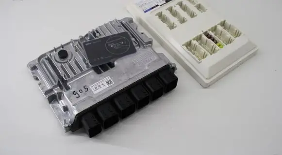 BMW X5 G05 Engine control unit/module 5A8F928