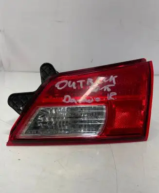 Subaru Outback (BS) Tailgate rear/tail lights 946094 0932