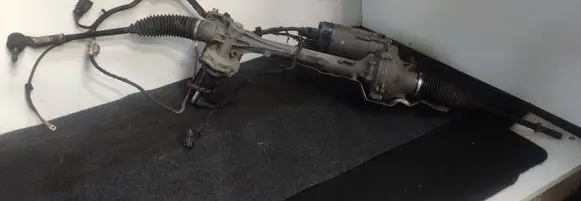 Volkswagen Touran III Steering rack 5Q1423981F 3217