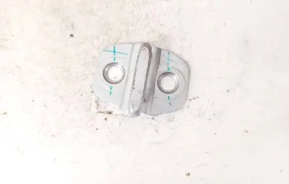 Jeep Patriot Front door lock loop/hook striker 