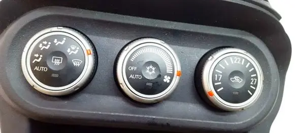 Mitsubishi Lancer X Climate control unit 7820A082XB