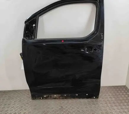 Opel Vivaro Front door 9811893680