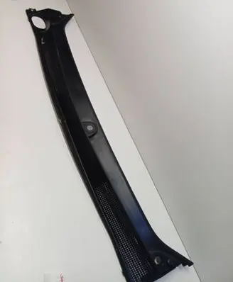 Dacia Sandero II Wiper trim 668113105R