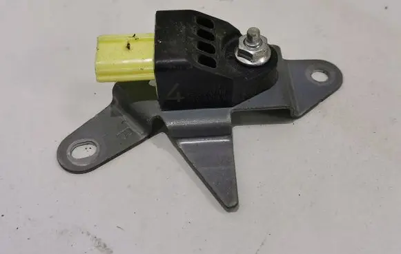 Subaru Forester SJ Airbag deployment crash/impact sensor 98235SG010