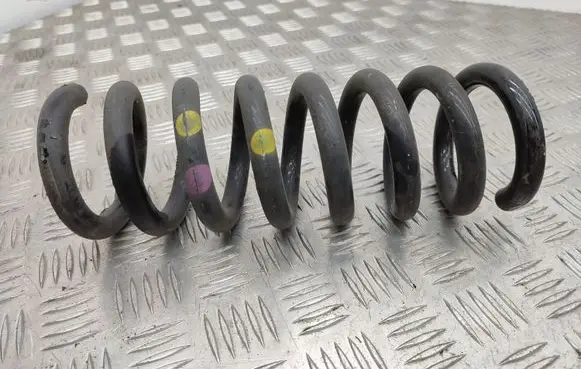 Mercedes-Benz E C207 W207 Rear coil spring