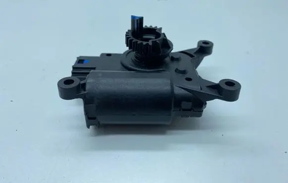 Volkswagen Tiguan Allspace Air flap motor/actuator 5Q0907511K H021289026