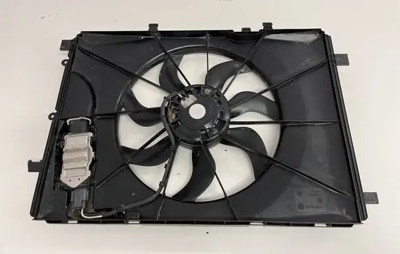 Mercedes-Benz B W246 W242 Electric radiator cooling fan A2465000093 0130308401