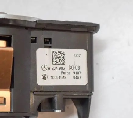 Mercedes-Benz GLA W156 Light switch A2049053003