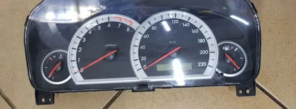 Chevrolet Captiva Speedometer (instrument cluster) 96628243