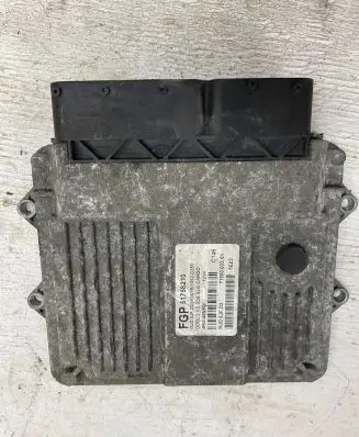 Fiat Doblo Engine control unit/module 51758210 7160003301 4RW48N55