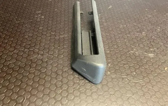 BMW 5 F10 F11 Sliding door rail trim 60829010