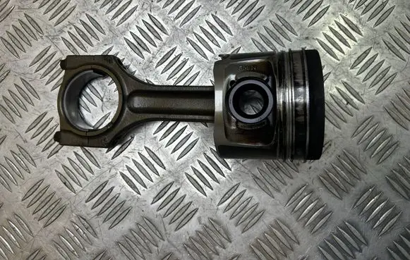 BMW 5 F10 F11 Piston 0840ZU