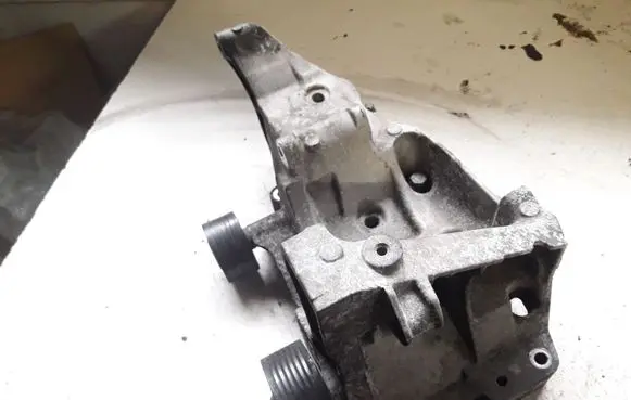 Generator/alternator bracket