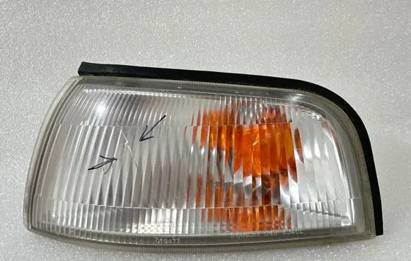 Mitsubishi Lancer Front indicator light 0454340