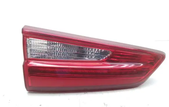 Tailgate rear/tail lights