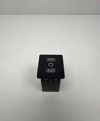 Subaru Legacy AUX in-socket connector 
