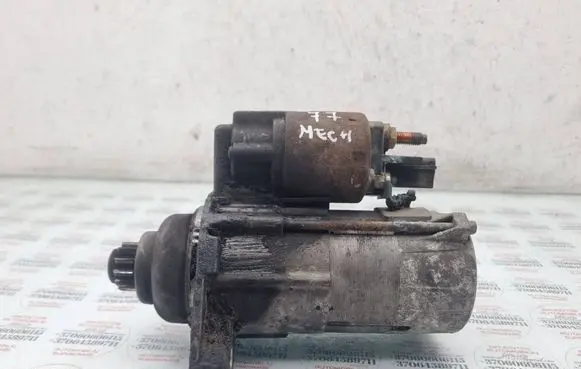 Volkswagen Touran I Starter motor 02Z911023H