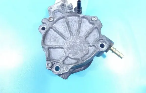 Vacuum pump