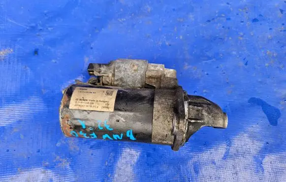 BMW 3 F30 F35 F31 Starter motor 7638194