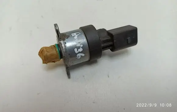 Fuel pressure sensor