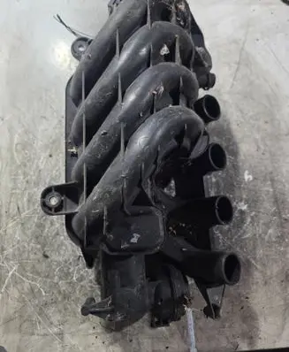Audi A3 S3 8P Intake manifold 06F133210D