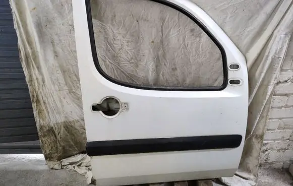 Fiat Doblo Front door