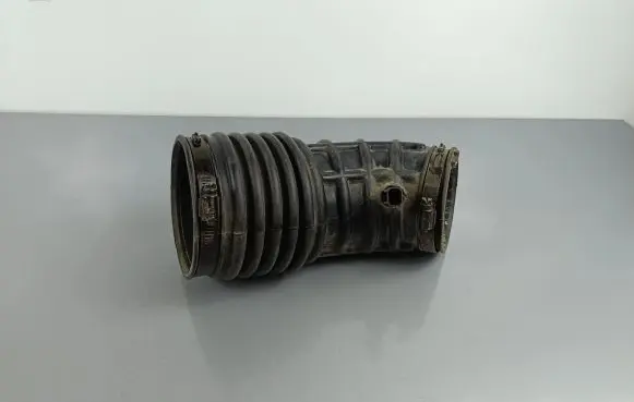 Jeep Grand Cherokee Air intake duct part 05038139AF