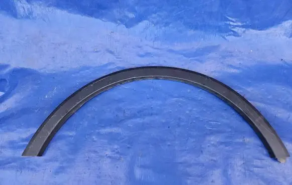 MG ZS Rear arch trim 10252371