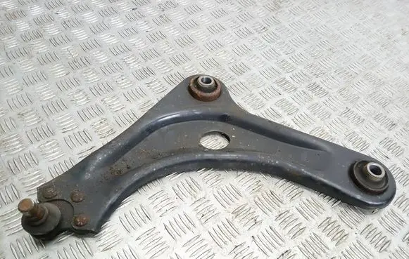 Peugeot 2008 I Front lower control arm/wishbone