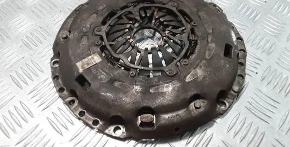Opel Astra H Pressure plate F2600