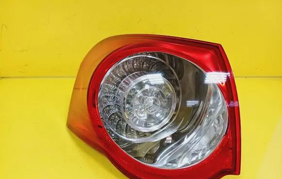 Volkswagen PASSAT B6 Rear/tail lights 3C9945095B