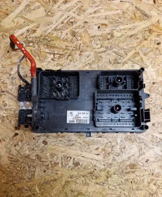 Opel Insignia A Fuse module 529050199 13255300