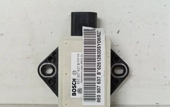 Audi A4 S4 B7 8E 8H ESP acceleration yaw rate sensor 8E0907637B