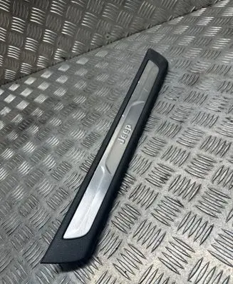 Jeep Grand Cherokee Front sill trim cover 1NC80DX9AB 101037020BLR 181950