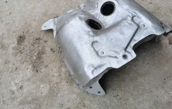 BMW X6 F16 Exhaust heat shield 7615493