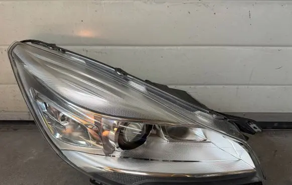 Ford Kuga II Headlight/headlamp CV4413D154AK 90021743