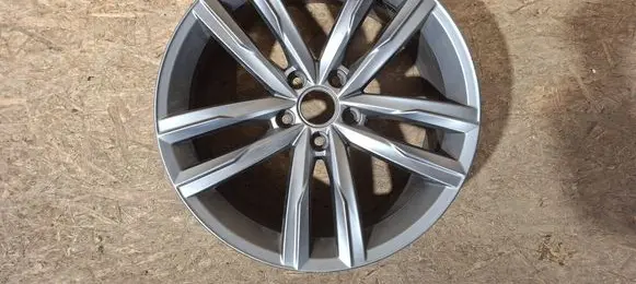 Volkswagen PASSAT B8 R18 alloy rim 3G0601025H K8529KT