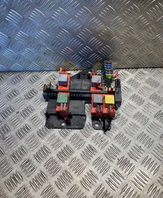 Fuse box set