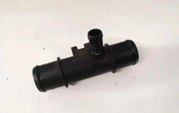 Nissan Qashqai Engine coolant pipe/hose 1320584