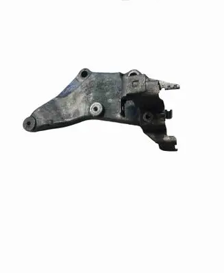 Mercedes-Benz Sprinter W906 Engine mounting bracket A6510940039