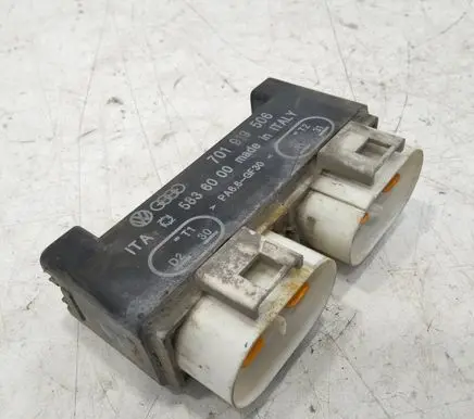Volkswagen Sharan Coolant fan relay 5836000