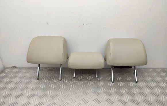 Volkswagen PASSAT B7 USA Rear seat headrest 