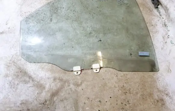 Rear door window glass