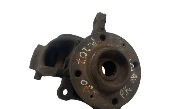Peugeot 207 Front wheel hub