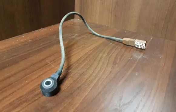 Detonation knock sensor