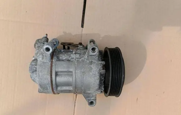Citroen C4 Grand Picasso Air conditioning (A/C) compressor (pump) 9675657880