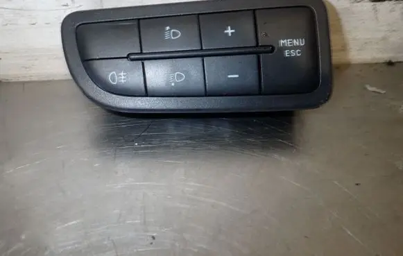 Fiat Punto (199) Headlight level height control switch 735367268