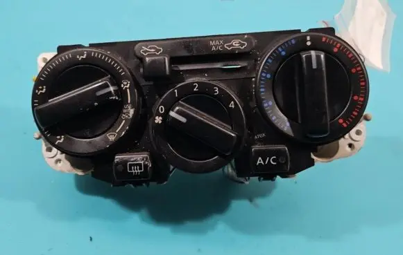 Nissan Tiida C11 Climate control/heater control trim 502703-1991 IMPRK1382644