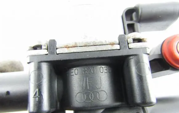 Audi A6 S6 C6 4F Electric auxiliary coolant/water pump 8E0820036